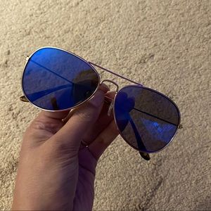 Blue lens aviators